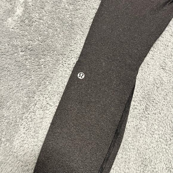 Lululemon Leggings Womens Small 4 ? Black Gray Ankle Pants Striped - Picture 4 of 7